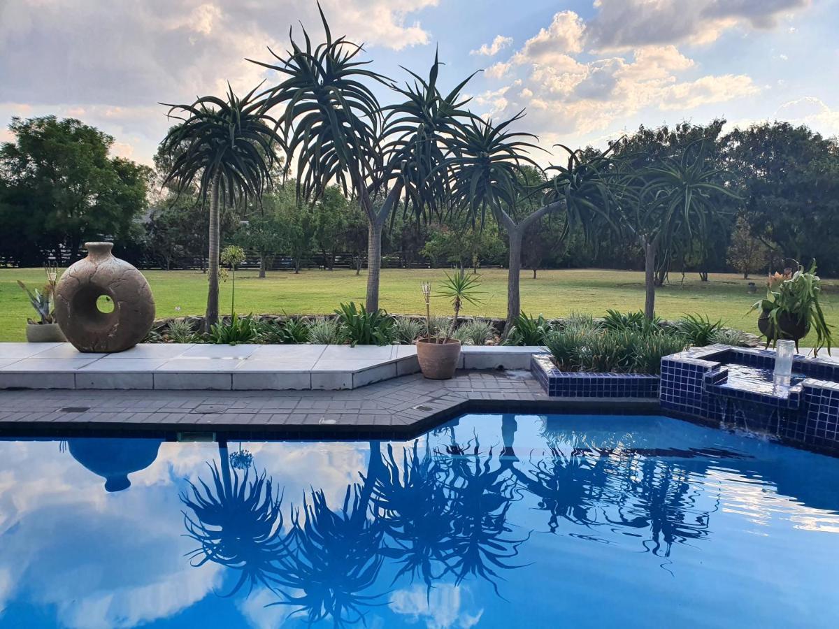 Luxury Boutique Home In Kyalami Midrand Exterior photo