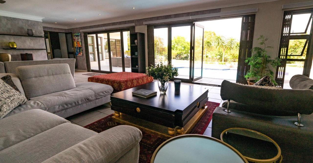 Luxury Boutique Home In Kyalami Midrand Exterior photo
